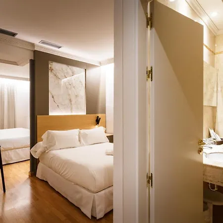 Dauro Premier Hotel 3*