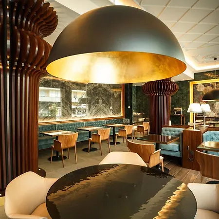 Dauro Premier Hotel