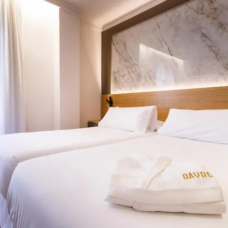 Dauro Premier Hotel