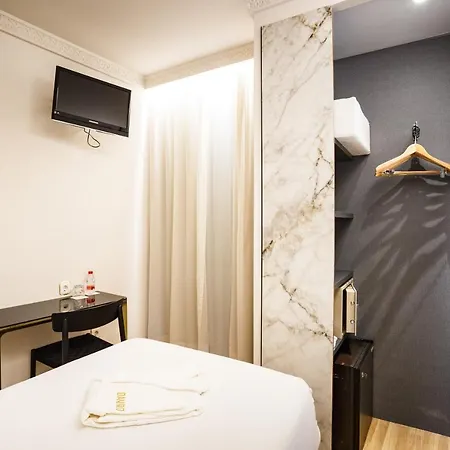 Dauro Premier Otel