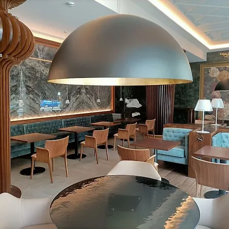 Hotel Dauro Premier 3*