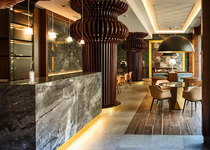 ホテル Dauro Premier グラナダ