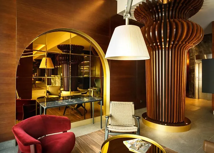 Dauro Premier 3* グラナダ