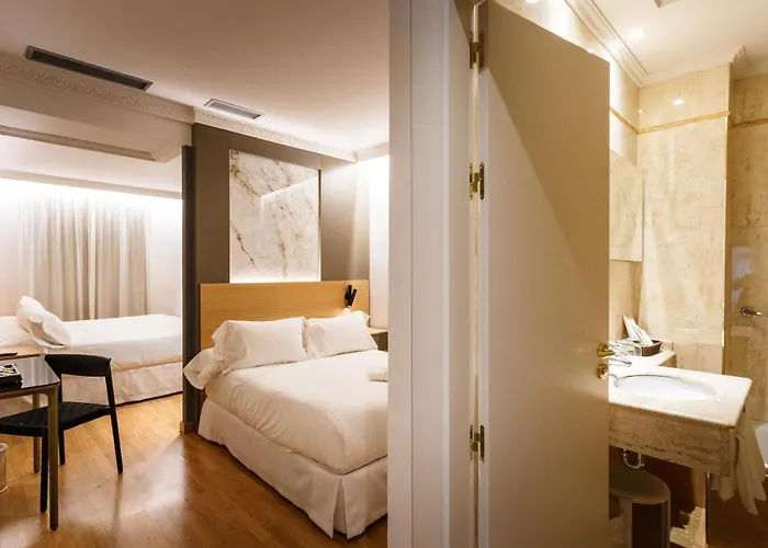 Dauro Premier ホテル 3*