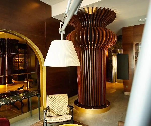 Dauro Premier ホテル