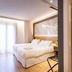 Dauro Premier Szálloda 3*