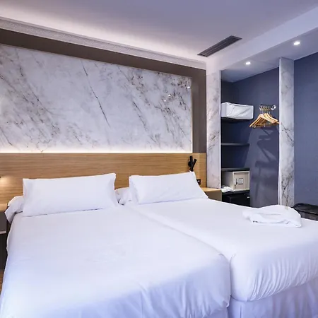 Ξενοδοχείο Dauro Premier 3*